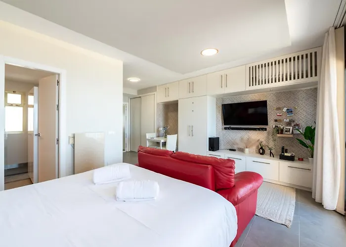 Apartamento Oleholidays 843 Romana Playa Primera Línea De Playa Marbella